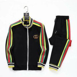 Picture of Gucci SweatSuits _SKUGucciM-3XL25wn7028543